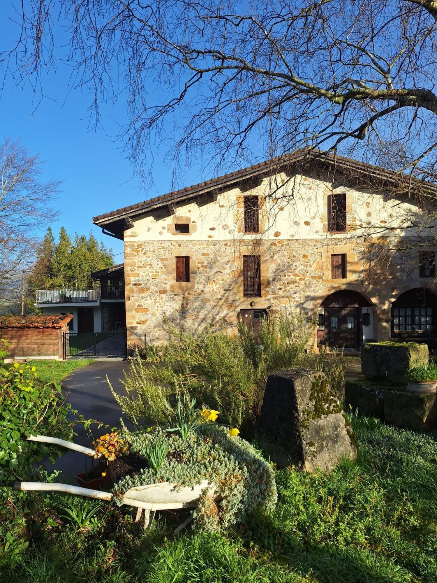 Escoriaza Casa Rural Areano מראה חיצוני תמונה