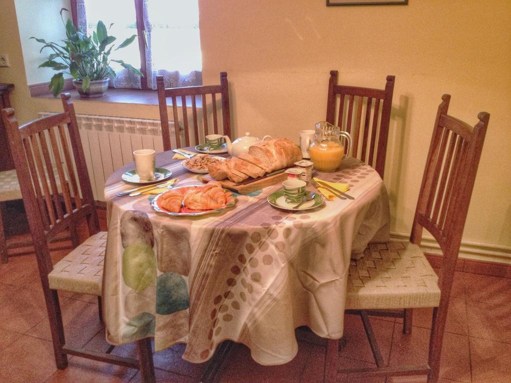 Escoriaza Casa Rural Areano מראה חיצוני תמונה